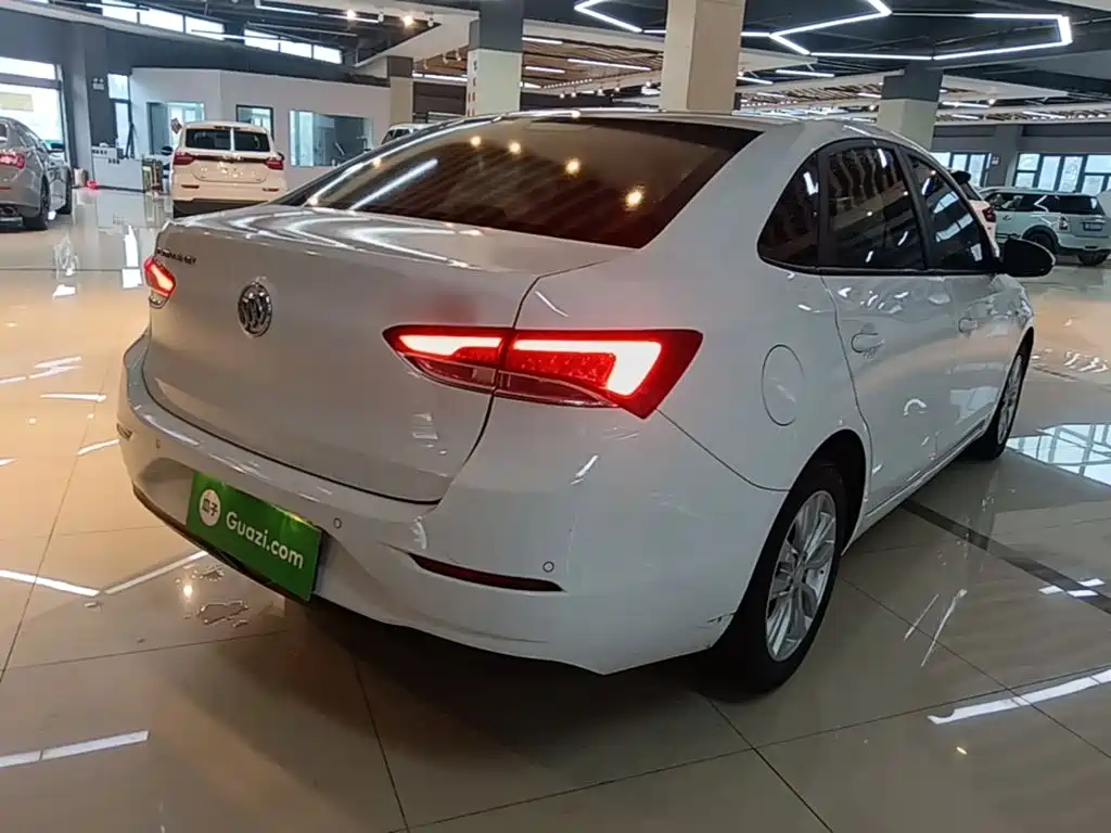 Buick Excelle — миниатюра 7