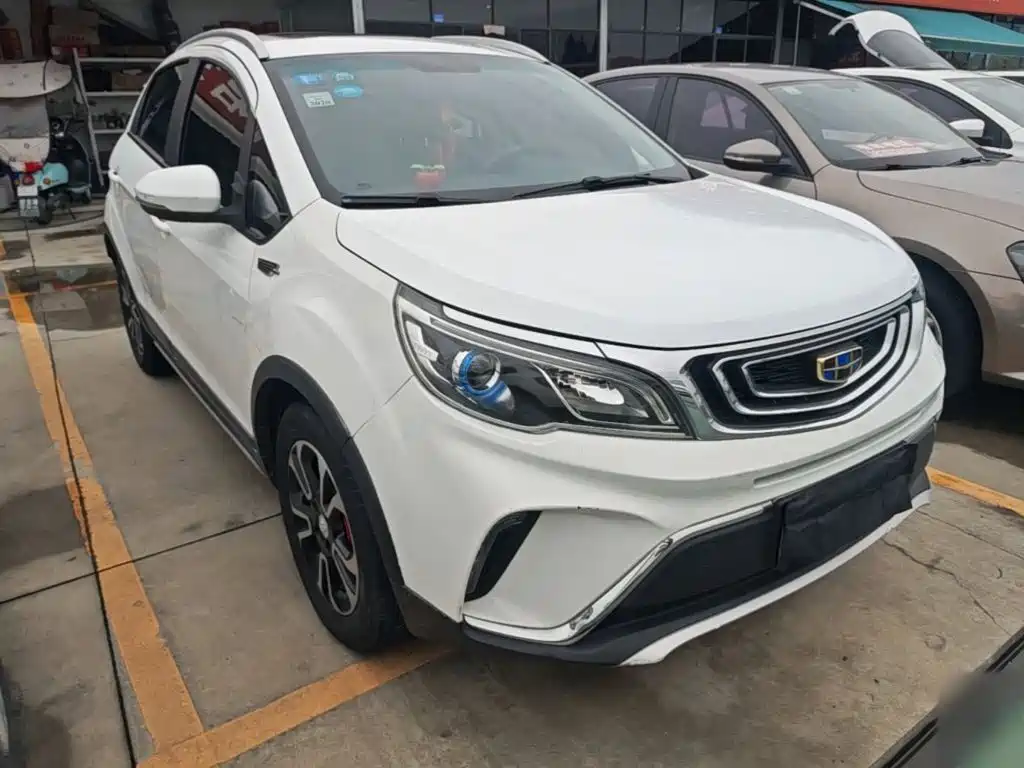 Geely Vision X3 — миниатюра 4