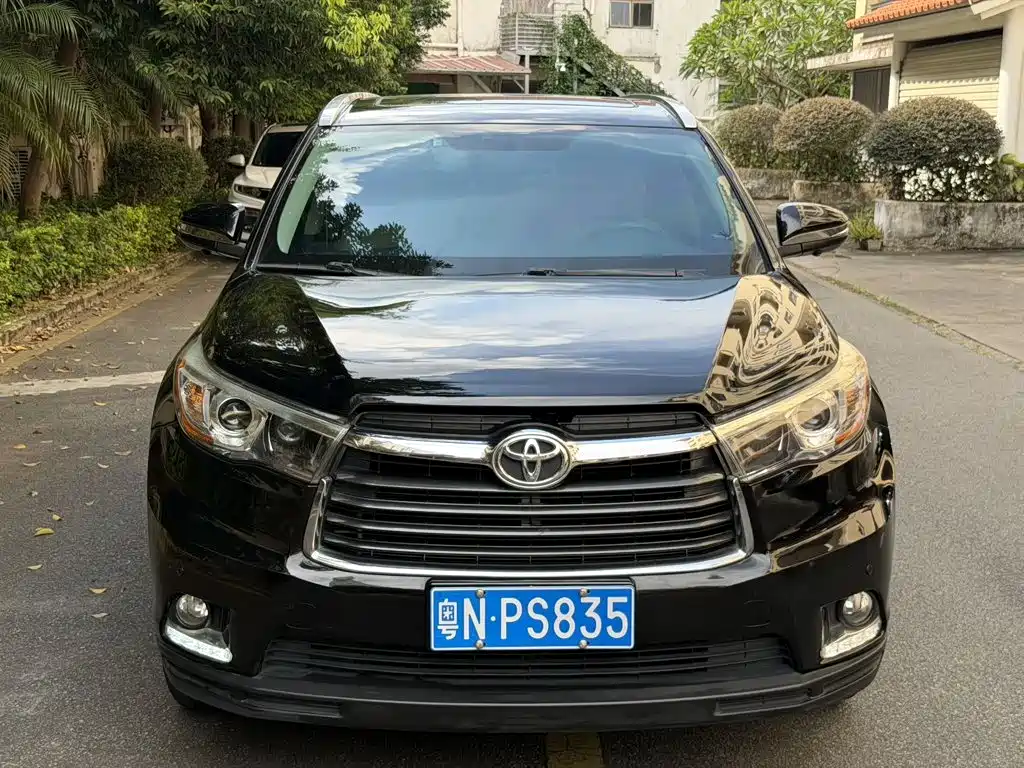 Toyota Highlander — миниатюра 2