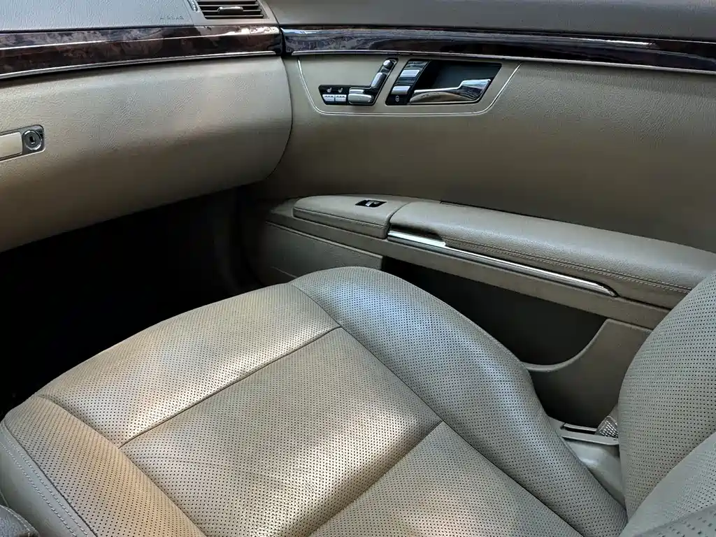 Mercedes-Benz S-Class — миниатюра 6