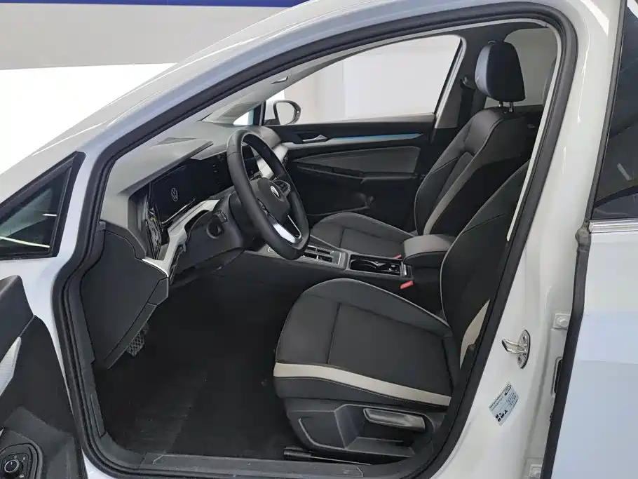 Volkswagen Golf — миниатюра 9