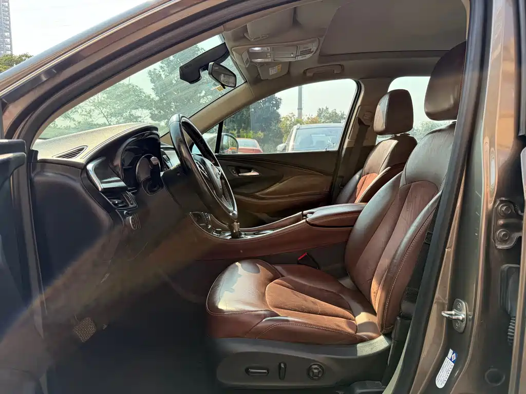 Buick Envision Plus — миниатюра 7