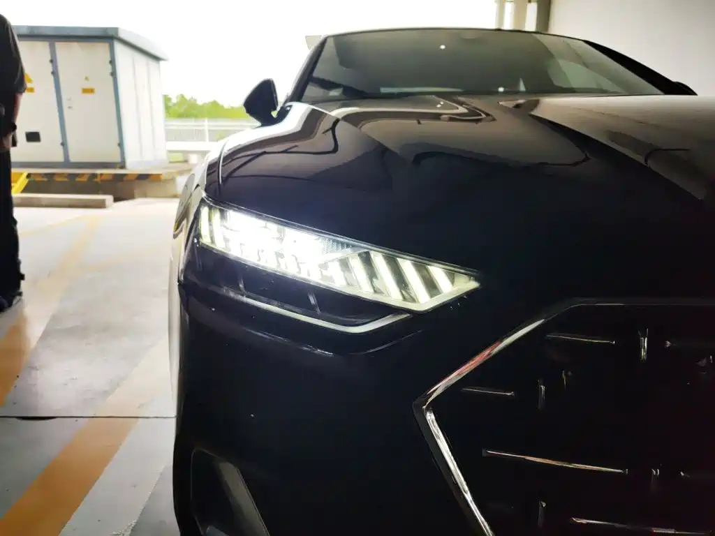 Audi A7L — миниатюра 7