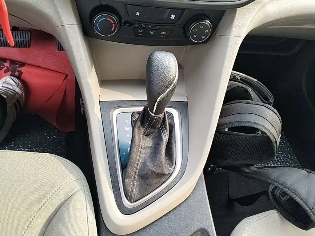 Buick Excelle — миниатюра 14