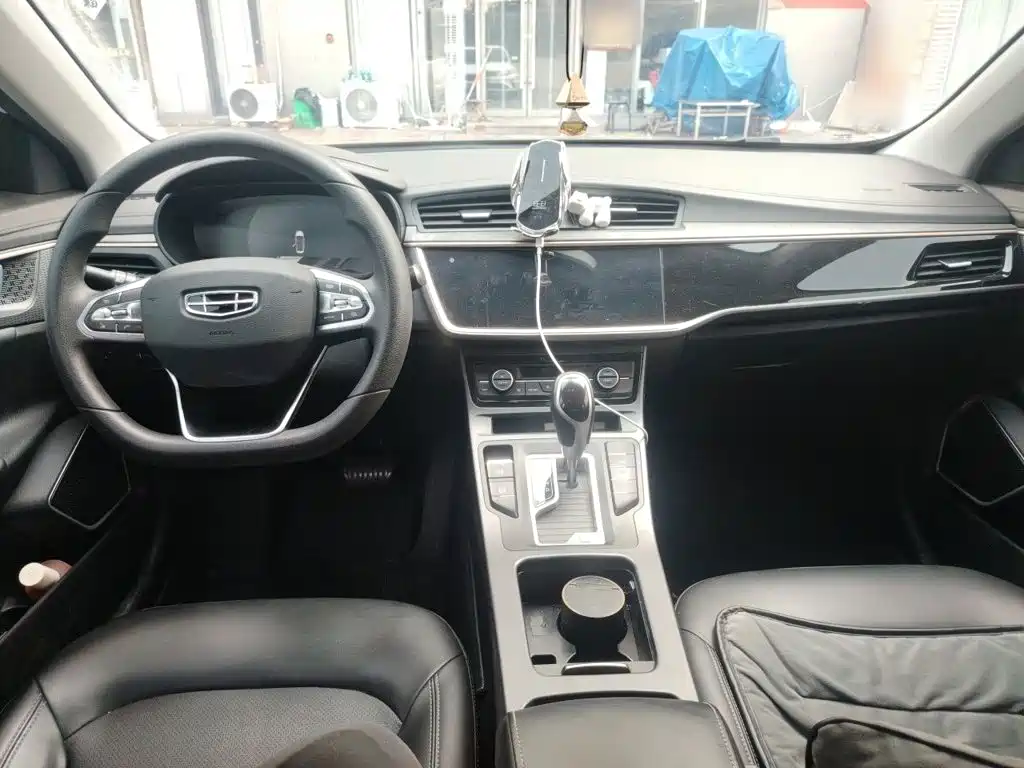 Geely Emgrand GL — миниатюра 5