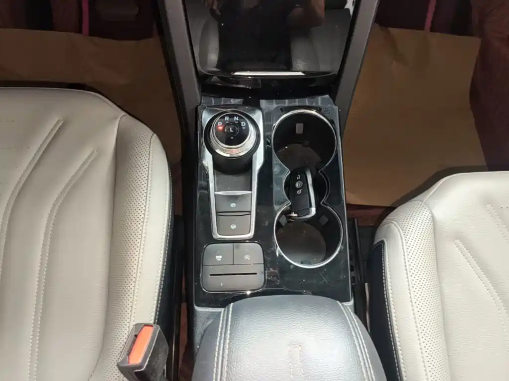 Ford Escape — миниатюра 14