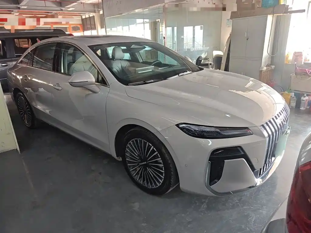 Roewe M7 DMH — миниатюра 4