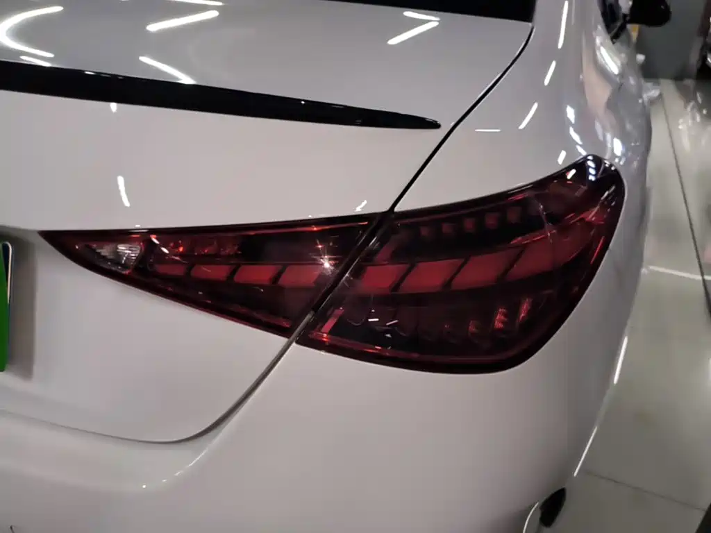 Mercedes-Benz C-Class — миниатюра 24