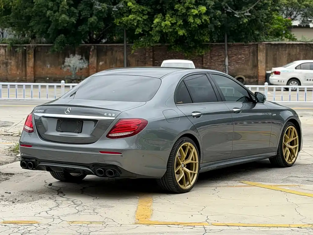 Mercedes-Benz E-Class AMG — миниатюра 15