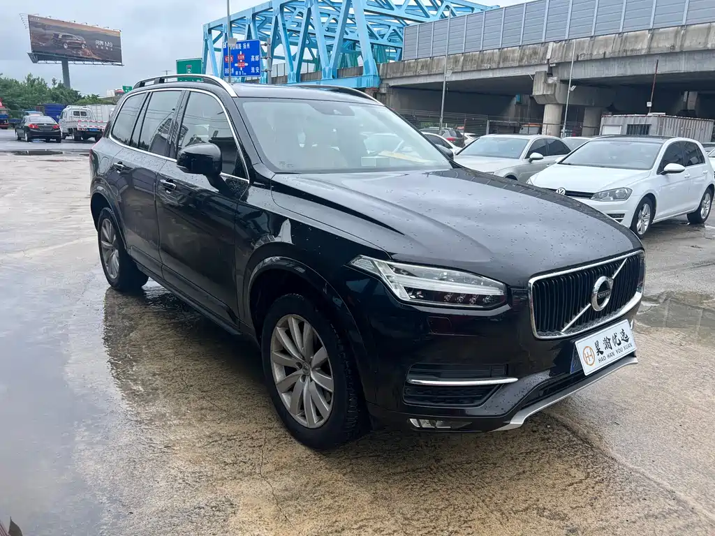 Volvo XC90 — миниатюра 3