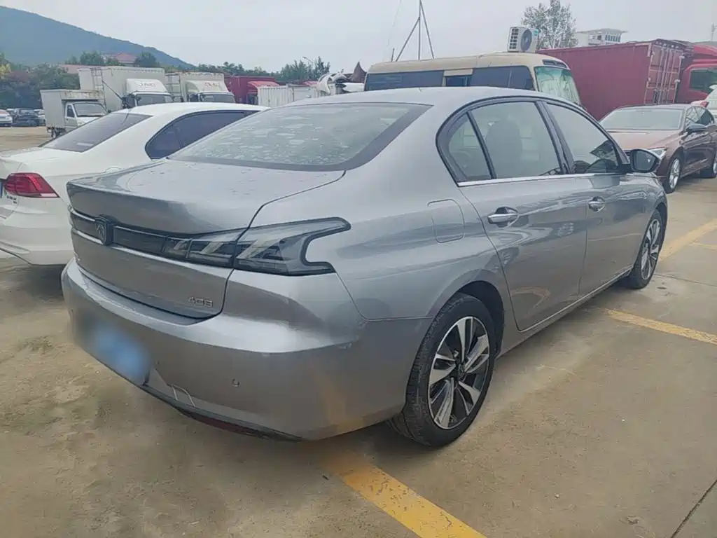 Peugeot 408 — миниатюра 7