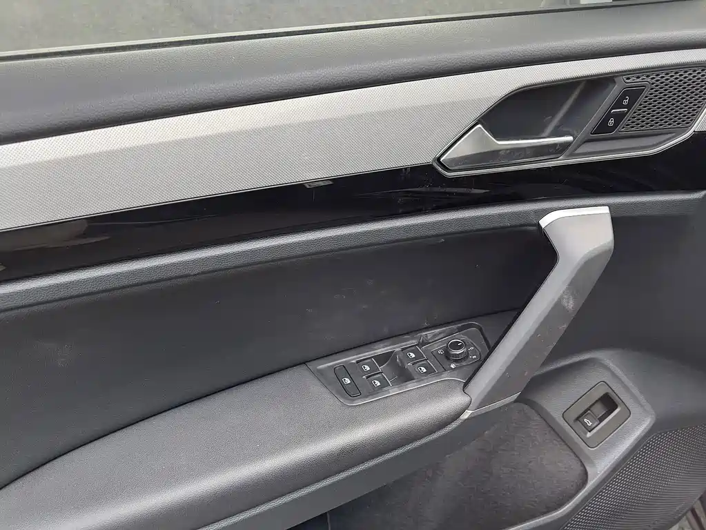 Volkswagen Tayron — миниатюра 7