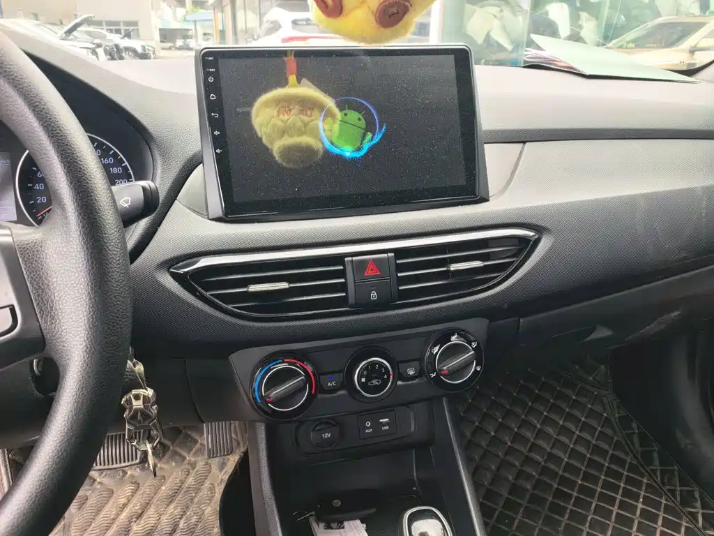 Hyundai Elantra — миниатюра 9