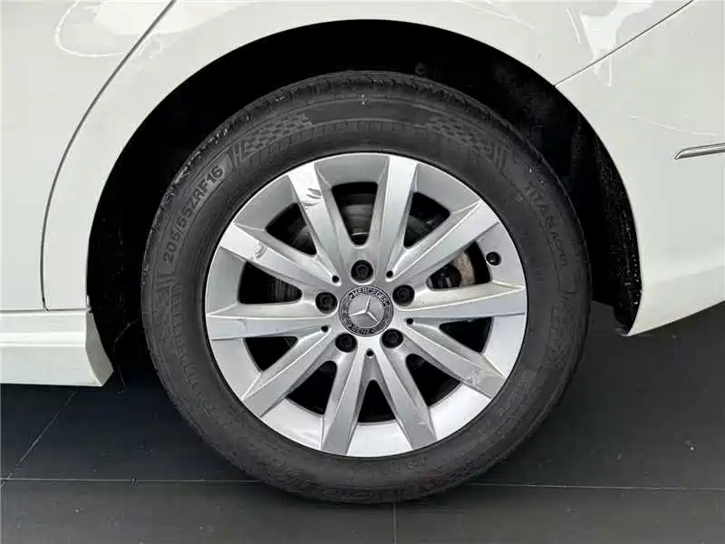 Mercedes-Benz B-Class — миниатюра 10