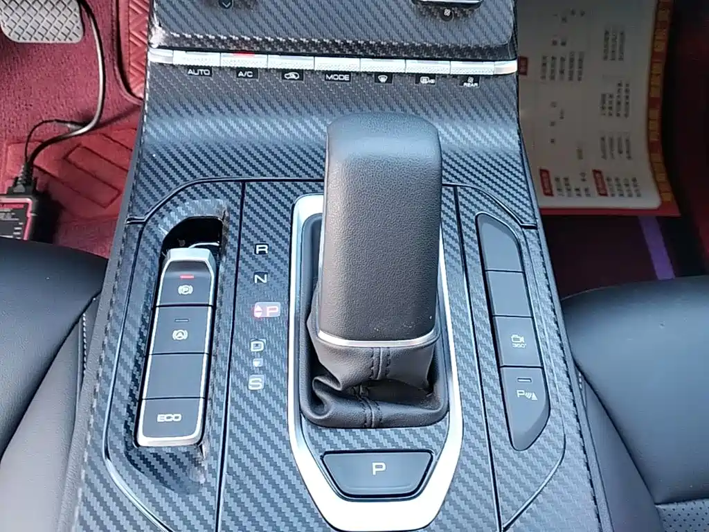 Wuling Victory — миниатюра 14