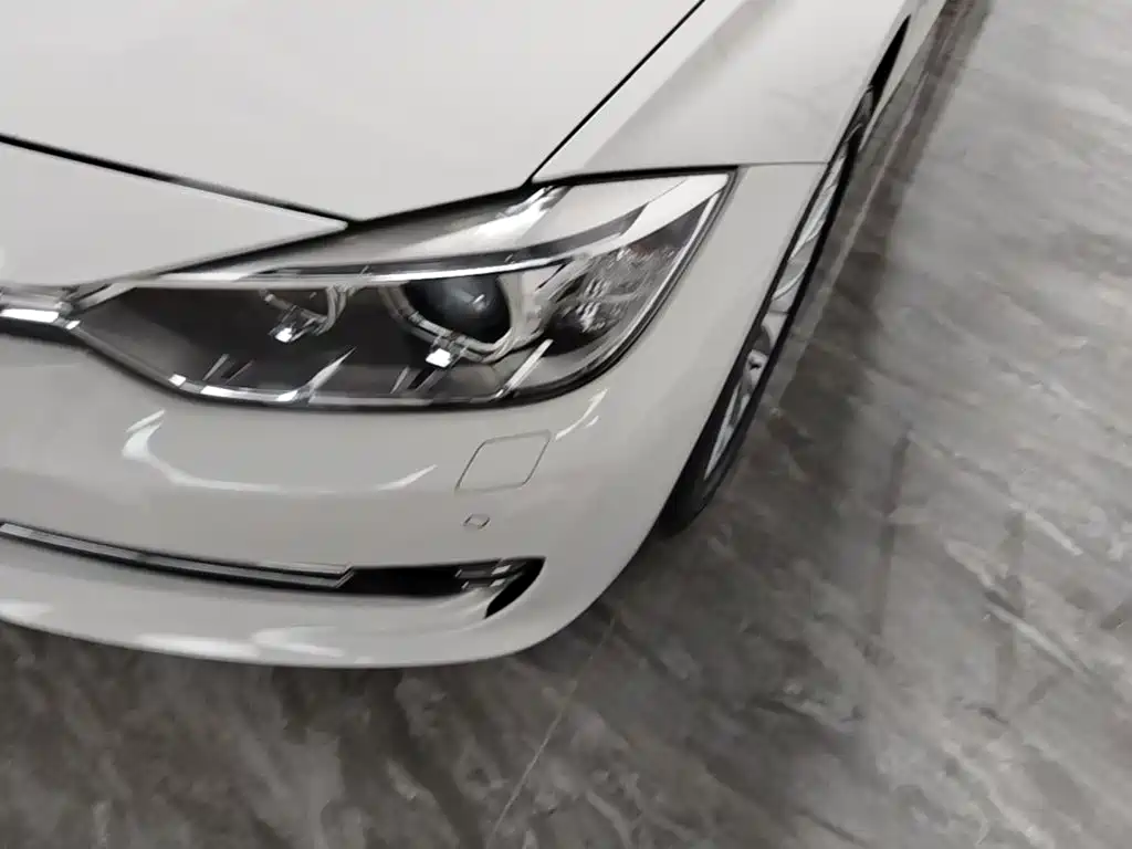BMW 3 Series — миниатюра 24