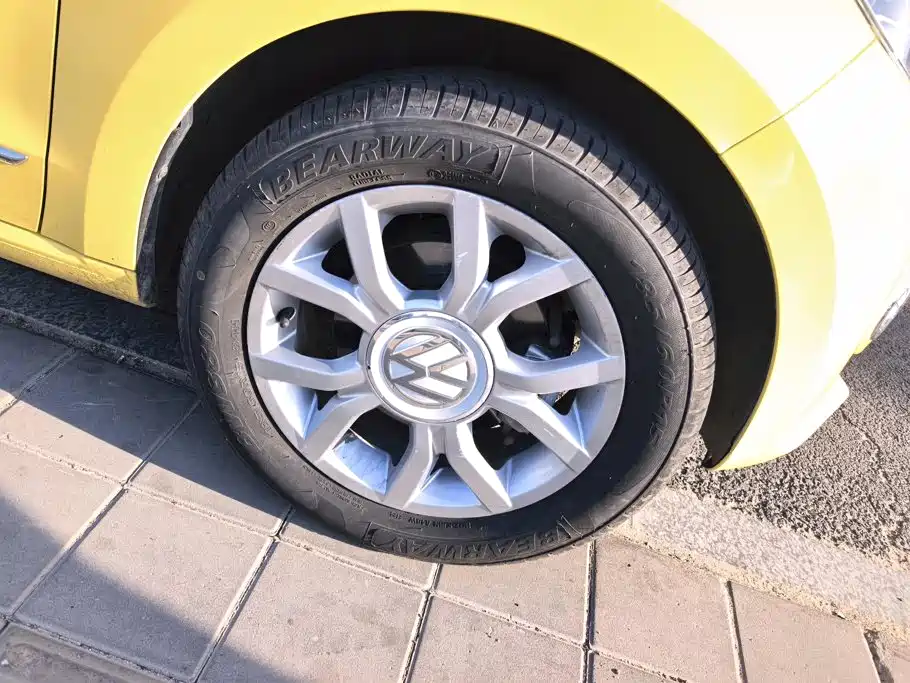 Volkswagen up! — миниатюра 6