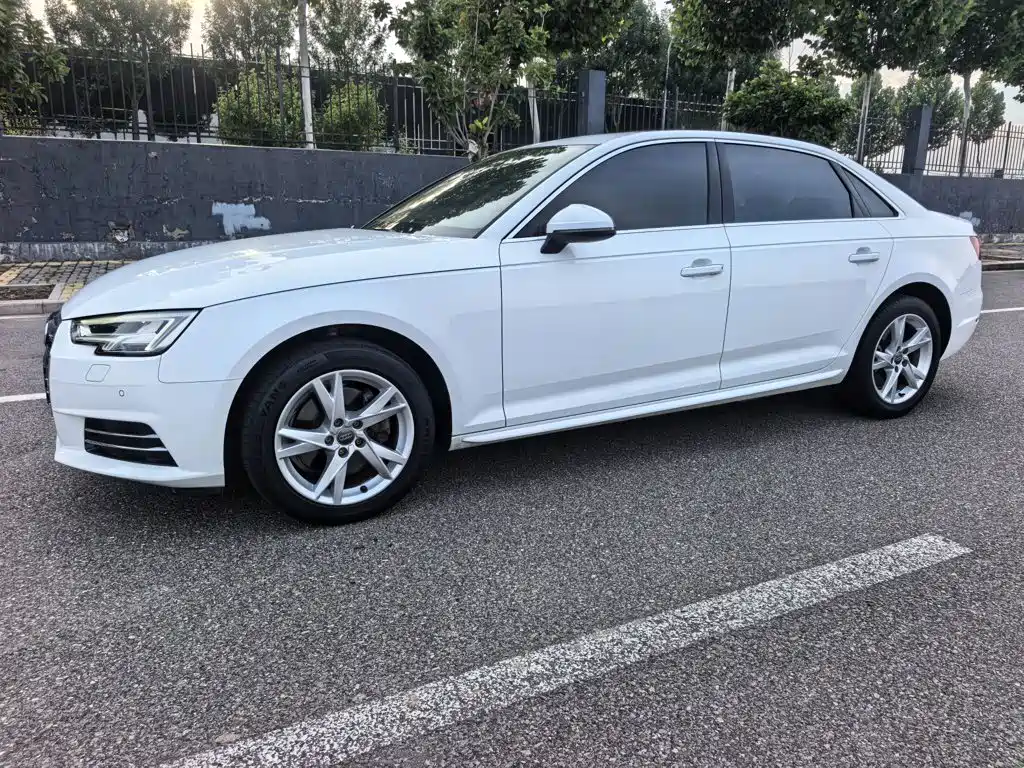 Audi A4L — миниатюра 21