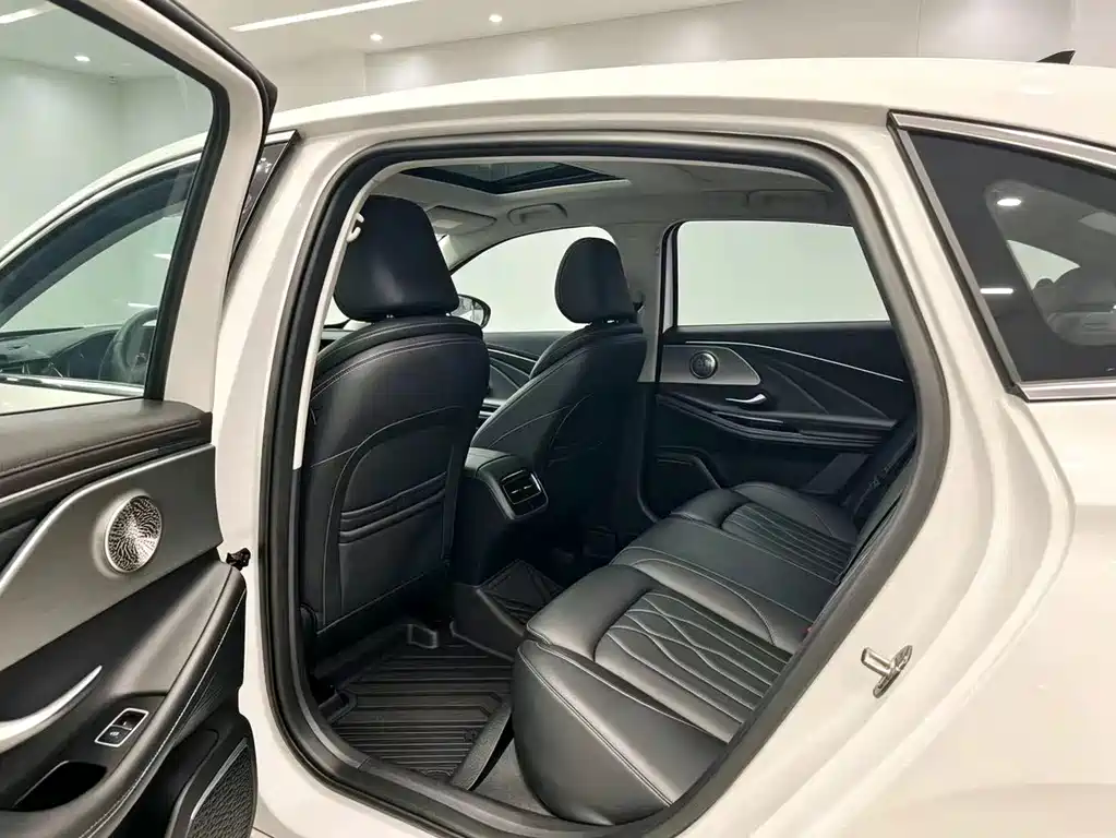 Chery Arrizo 8 — миниатюра 10