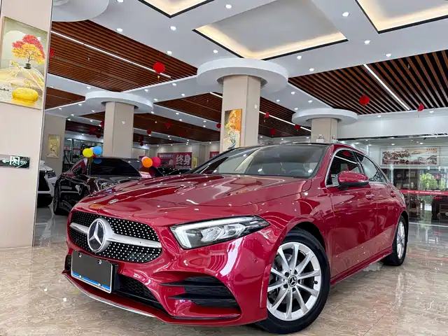 MERCEDES-BENZ  A CLASS