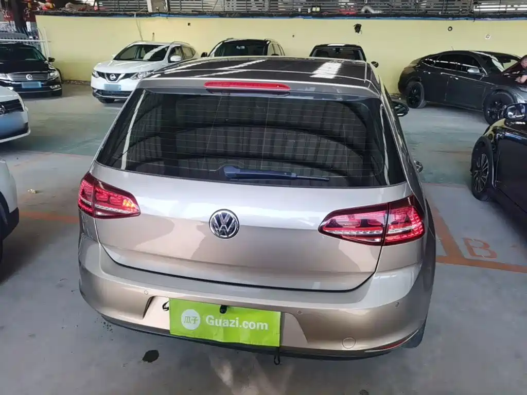 Volkswagen Golf — миниатюра 6