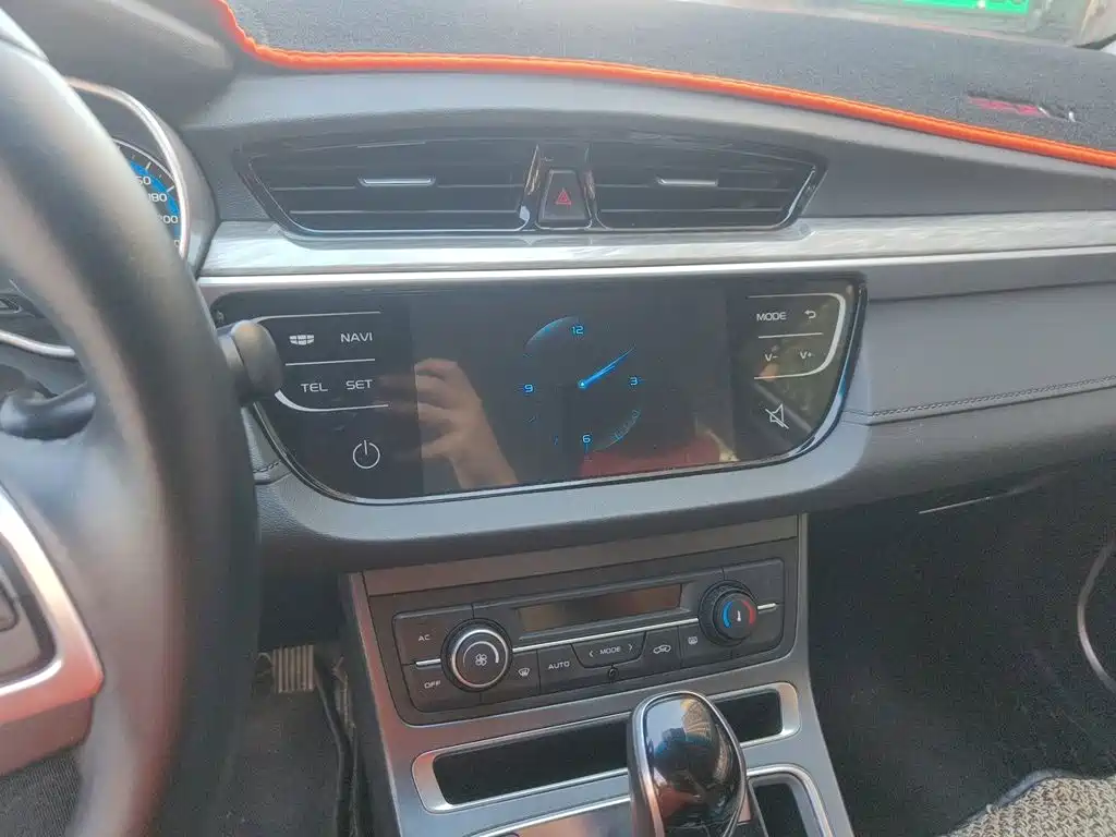 Geely Emgrand — миниатюра 9