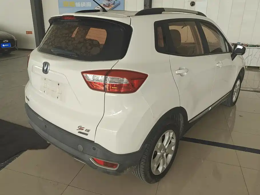 Changan CS15 — миниатюра 3