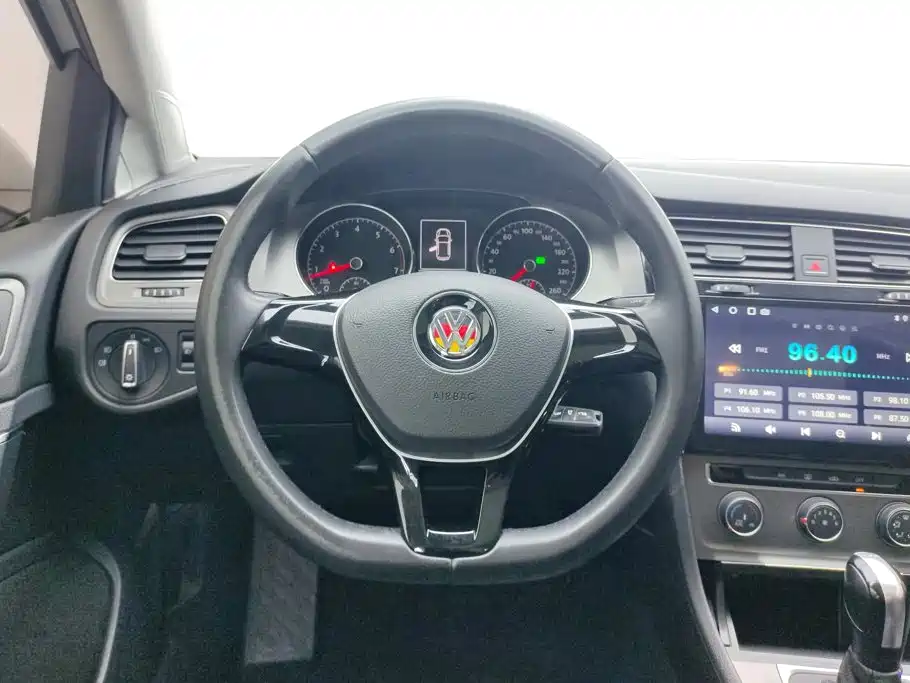 Volkswagen Golf — миниатюра 15