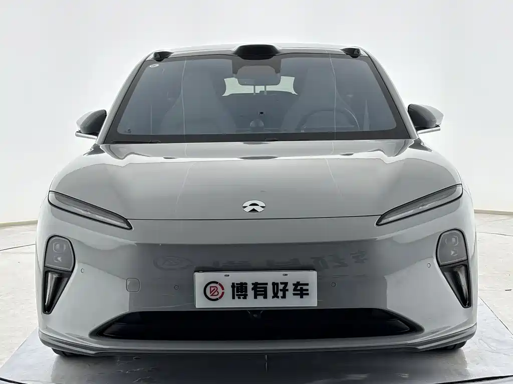 NIO ET5T — миниатюра 2