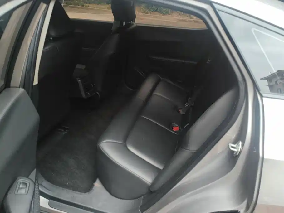 Toyota bZ3 — миниатюра 11