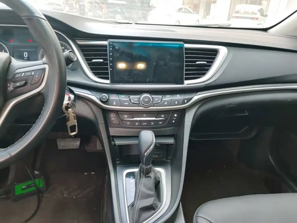 Buick Excelle — миниатюра 13