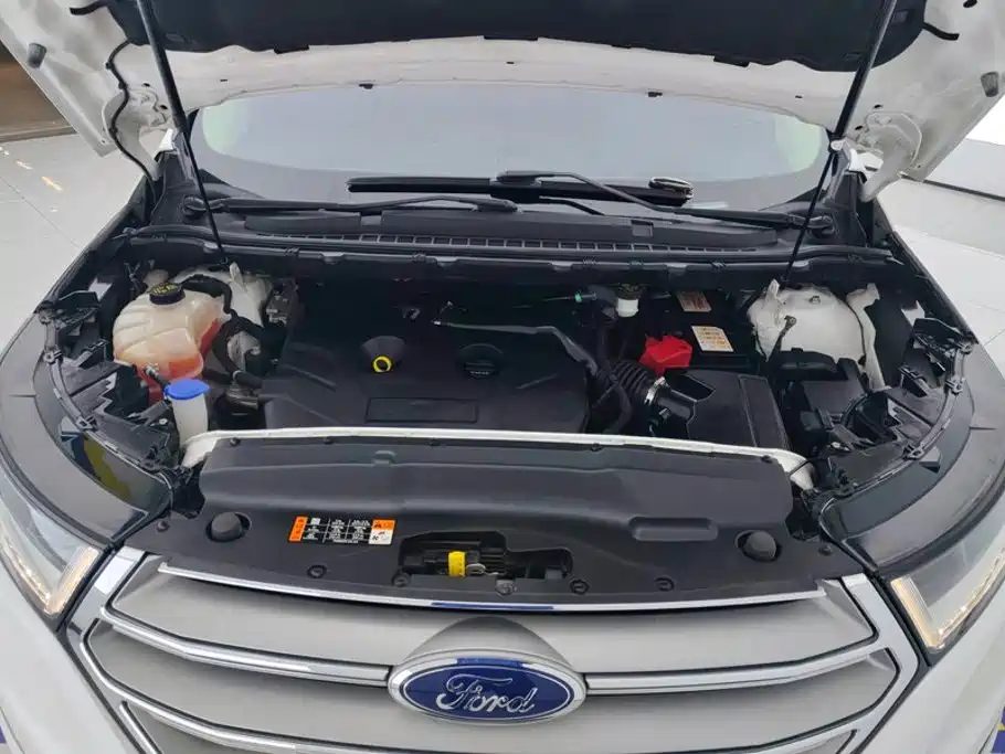 Ford Edge — миниатюра 10