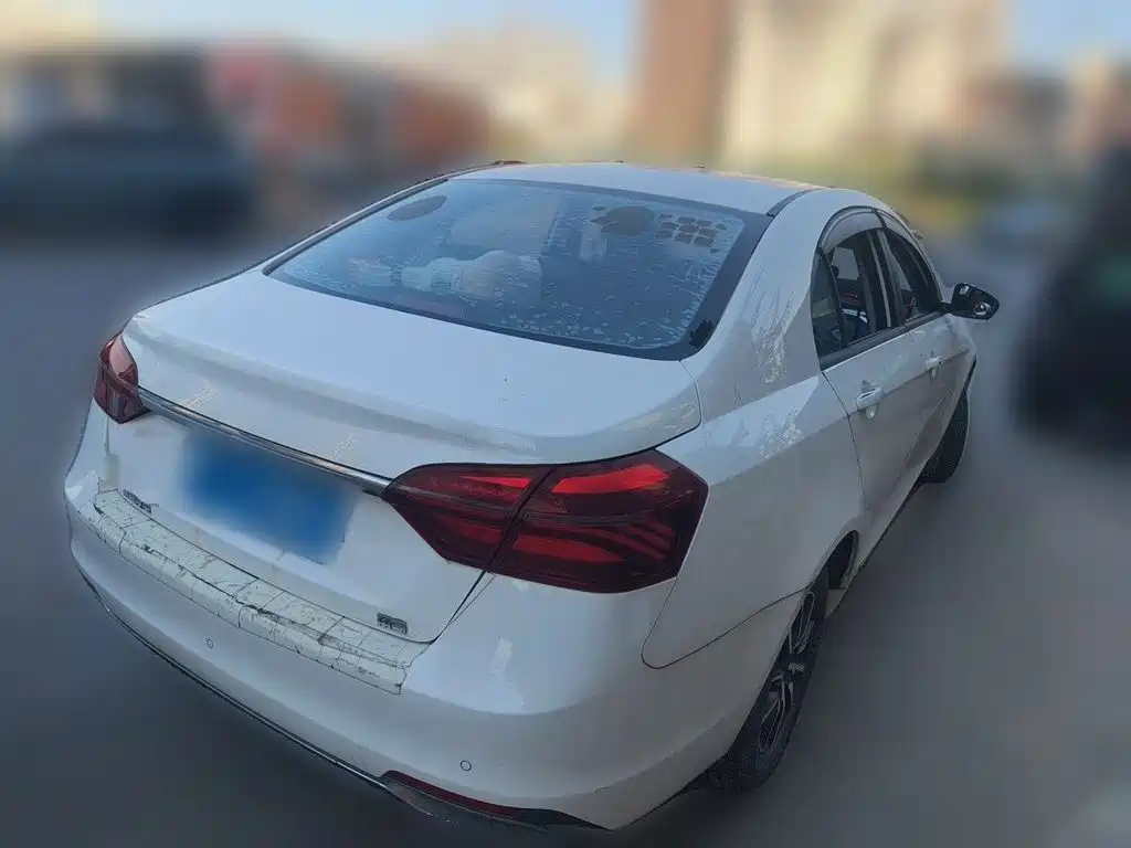 Geely Emgrand — миниатюра 4