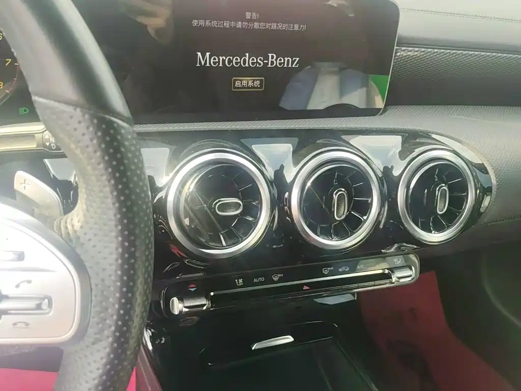 Mercedes-Benz A-Class — миниатюра 13