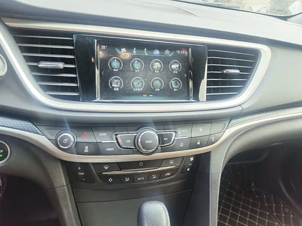 Buick Excelle — миниатюра 13