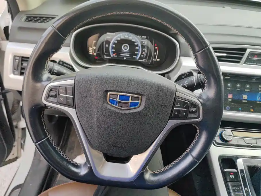Geely Boyue — миниатюра 15