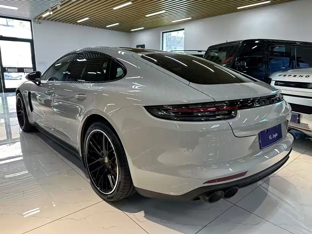 Porsche Panamera — миниатюра 5
