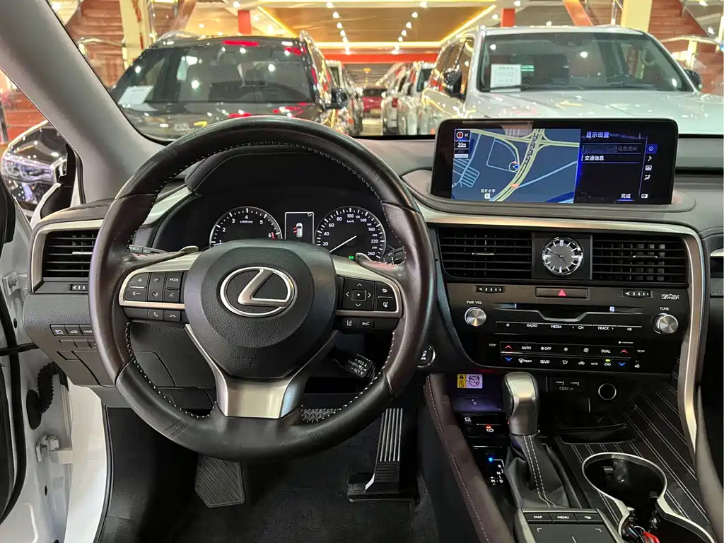 Lexus RX — миниатюра 10
