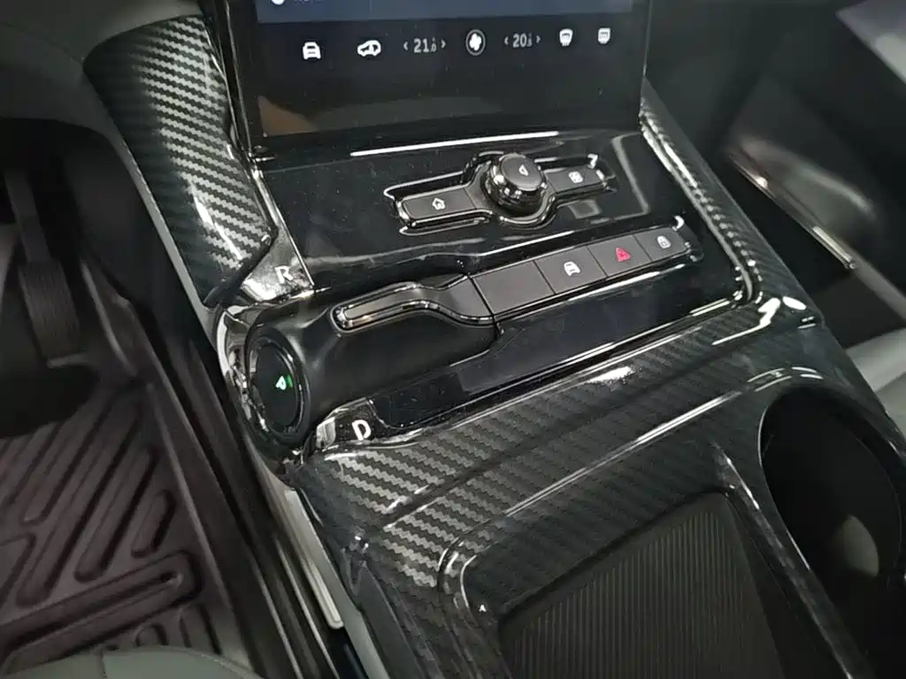NIO ES8 — миниатюра 14