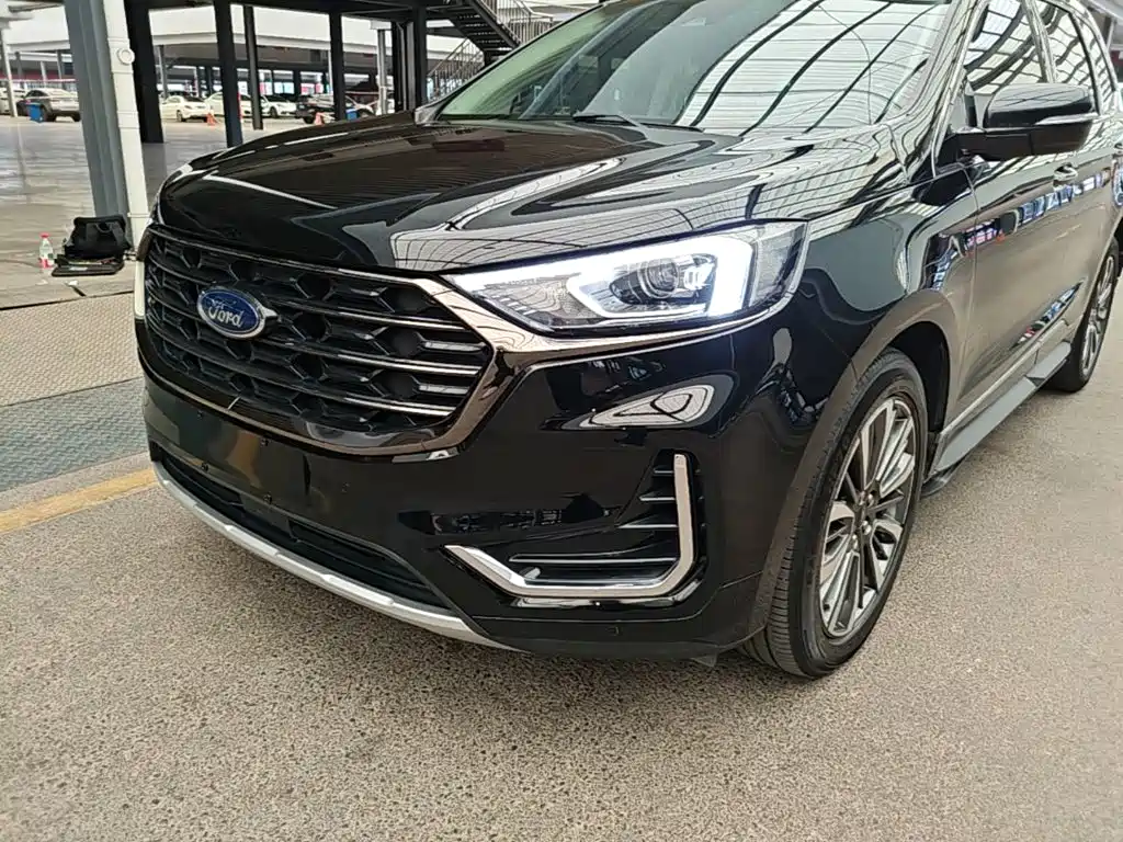 Ford Edge — миниатюра 24