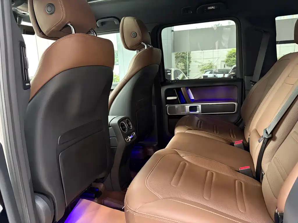 Mercedes-Benz G-Class — миниатюра 12
