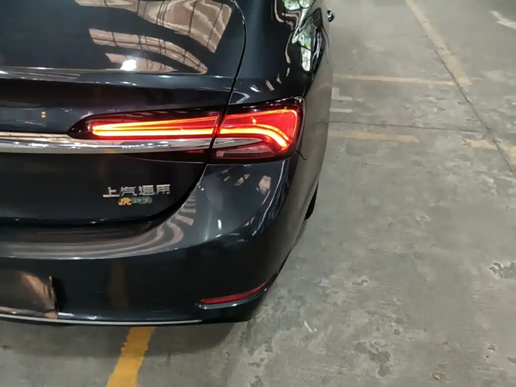 Buick LaCrosse — миниатюра 8