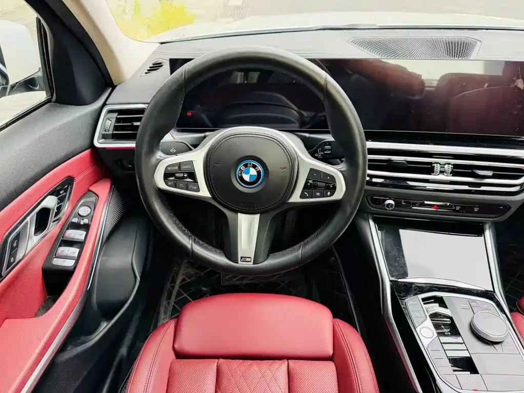 BMW i3 — миниатюра 8