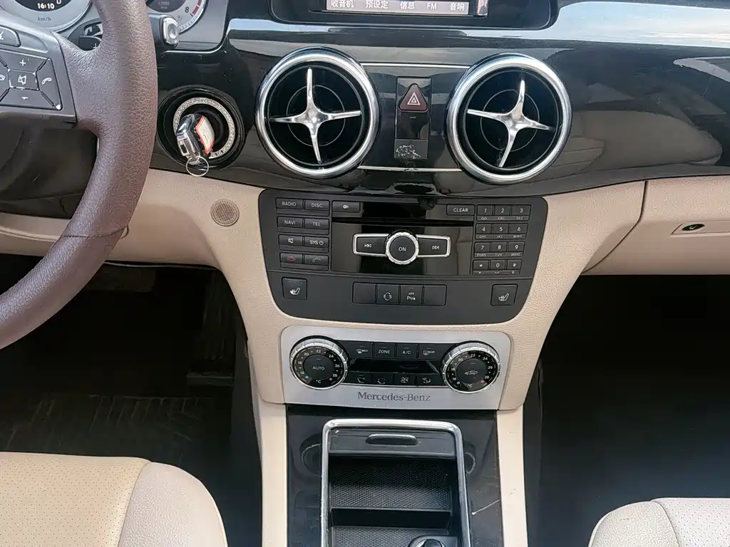 Mercedes-Benz GLK-Class — миниатюра 16