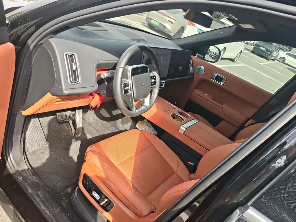 Li Auto Li L8 — миниатюра 3