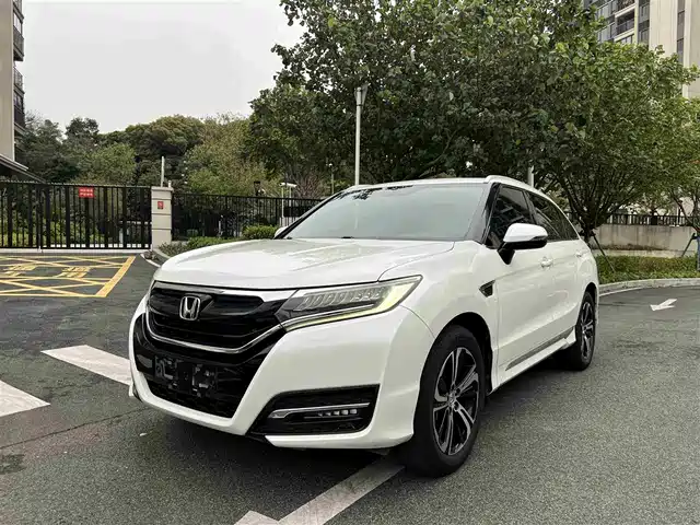 HONDA UR V 2017