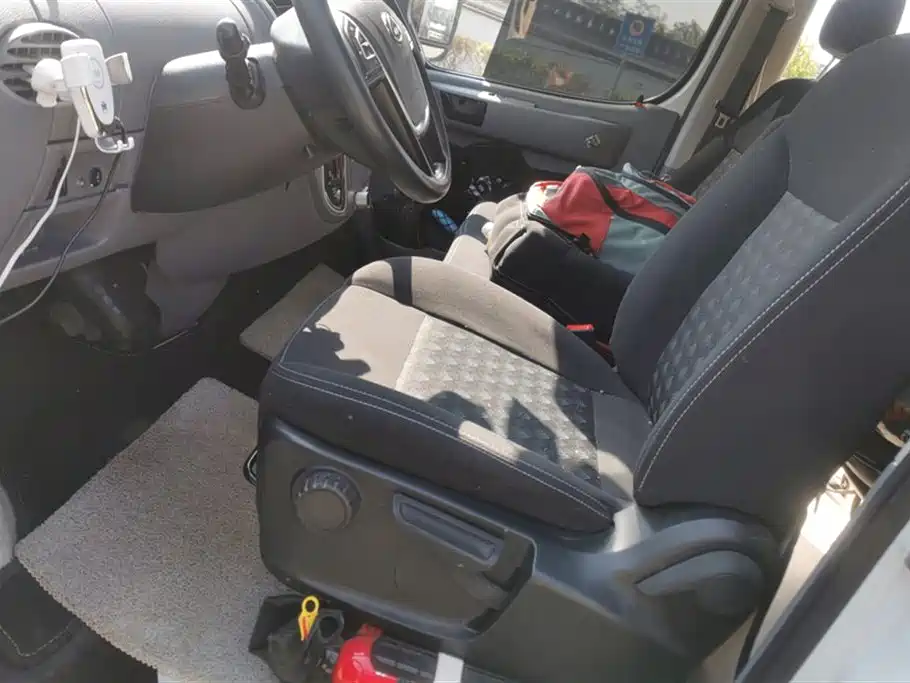 SAIC MAXUS XINTU V80