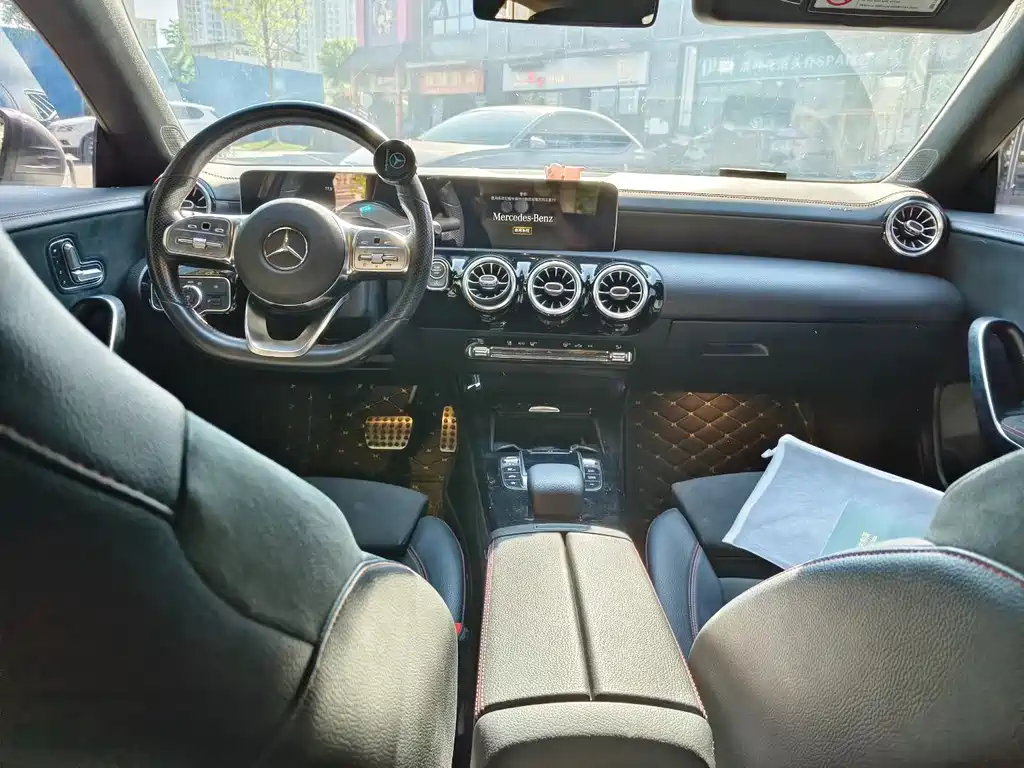 Mercedes-Benz CLA (Import) — миниатюра 6