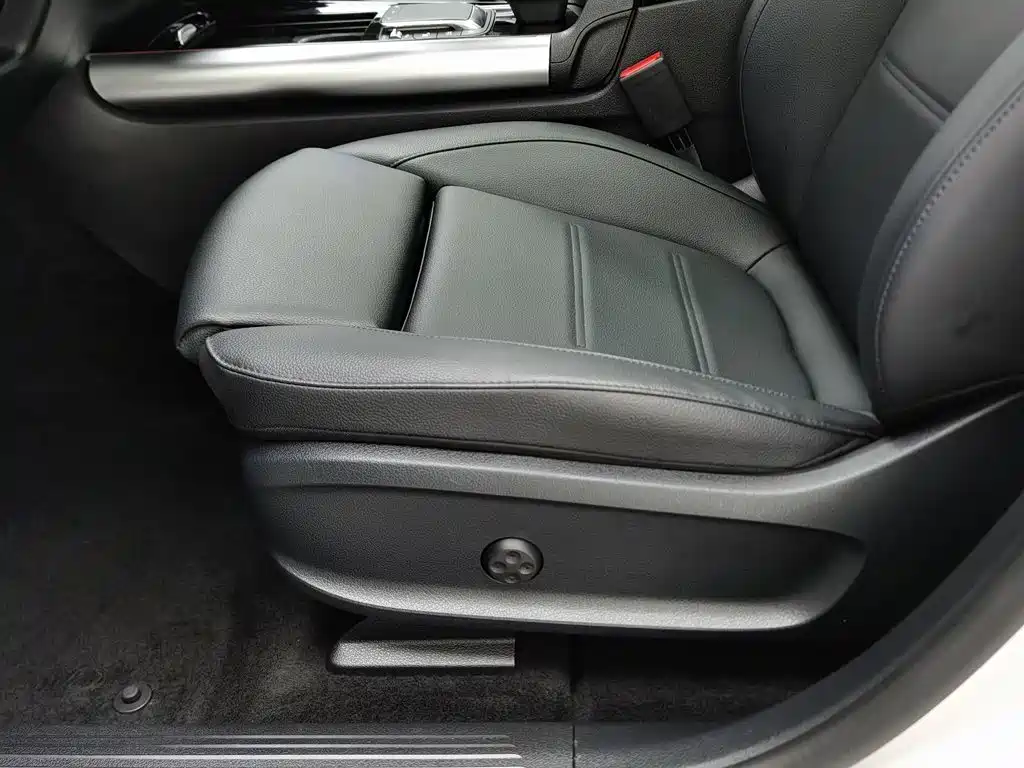 Mercedes-Benz EQA — миниатюра 20