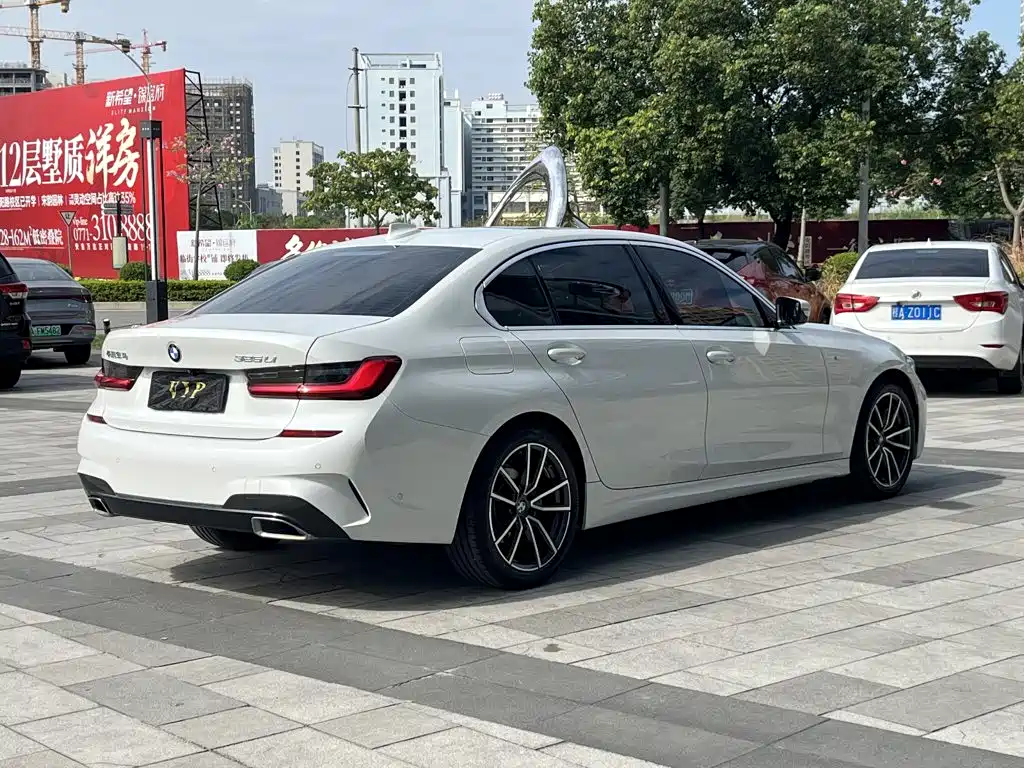 BMW 3 Series — миниатюра 7